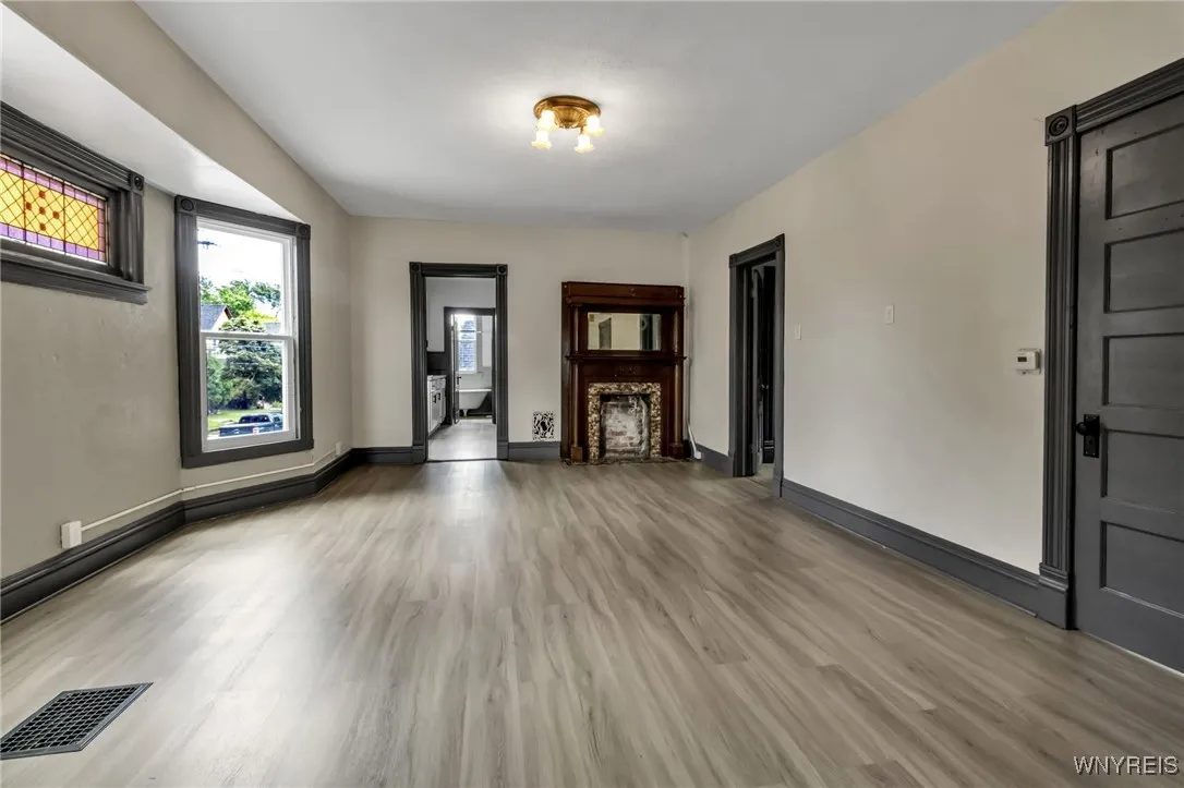 185 Potomac Avenue, Buffalo, New York 14213, Buffalo, New York 14213, 4 Bedrooms Bedrooms, ,2 BathroomsBathrooms,Residential,For Sale,185 Potomac Avenue, Buffalo, New York 14213,B1633228