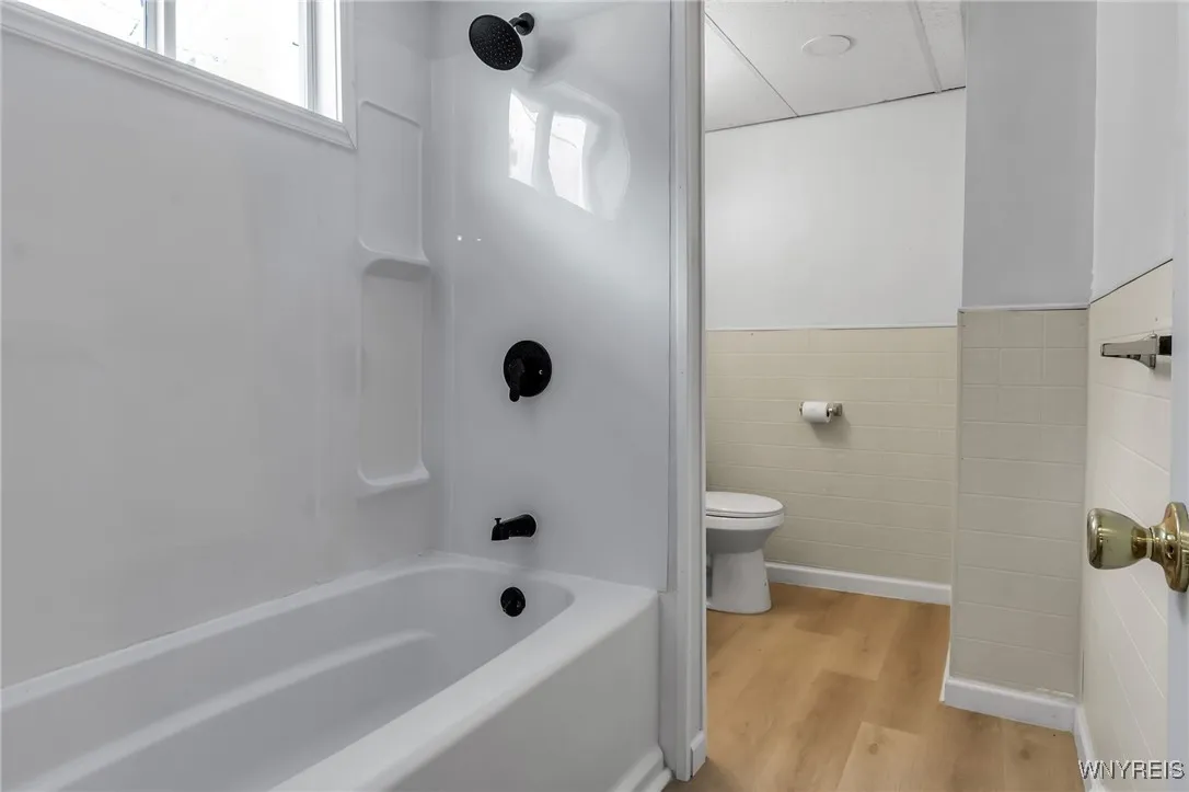 185 Potomac Avenue, Buffalo, New York 14213, Buffalo, New York 14213, 4 Bedrooms Bedrooms, ,2 BathroomsBathrooms,Residential,For Sale,185 Potomac Avenue, Buffalo, New York 14213,B1633228