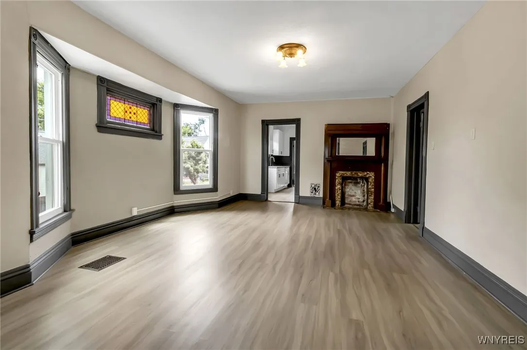 185 Potomac Avenue, Buffalo, New York 14213, Buffalo, New York 14213, 4 Bedrooms Bedrooms, ,2 BathroomsBathrooms,Residential,For Sale,185 Potomac Avenue, Buffalo, New York 14213,B1633228