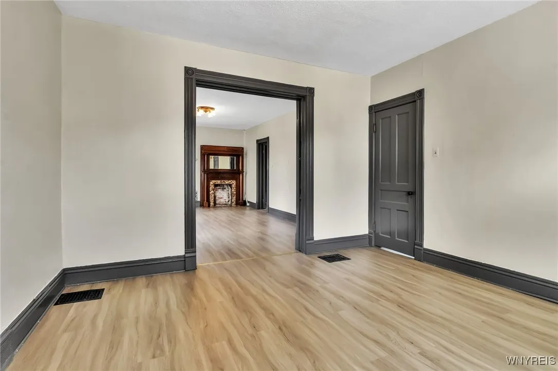 185 Potomac Avenue, Buffalo, New York 14213, Buffalo, New York 14213, 4 Bedrooms Bedrooms, ,2 BathroomsBathrooms,Residential,For Sale,185 Potomac Avenue, Buffalo, New York 14213,B1633228