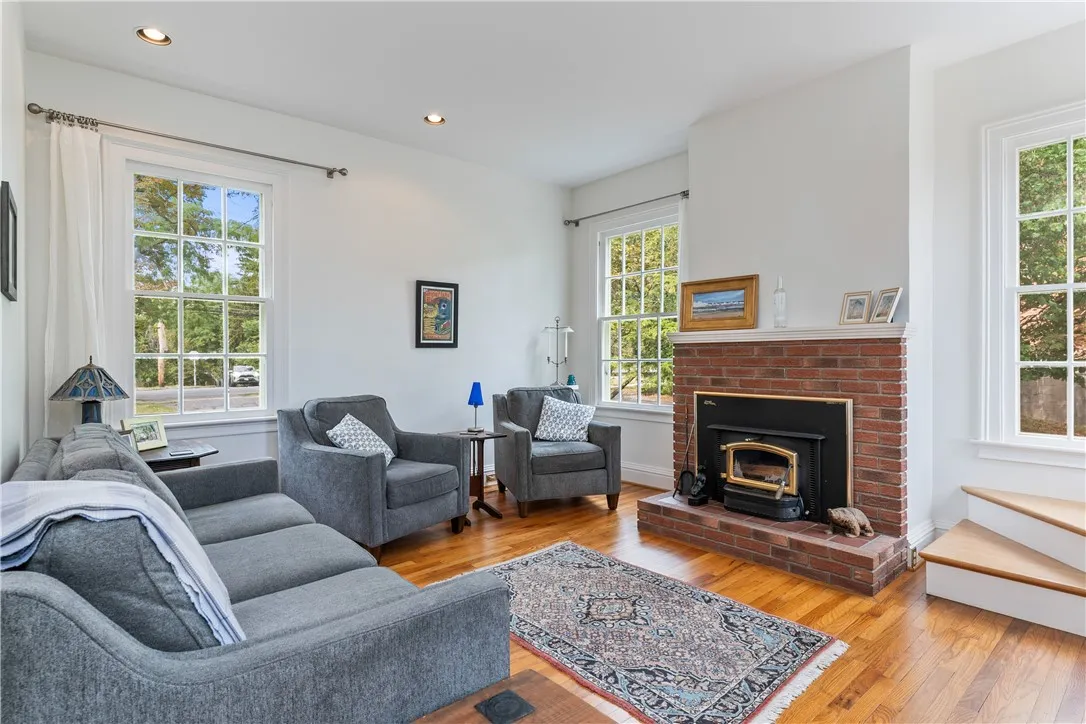 789 South Main Street, Geneva City, New York 14456, Geneva City, New York 14456, 5 Bedrooms Bedrooms, 14 Rooms Rooms,3 BathroomsBathrooms,Residential,For Sale,789 South Main Street, Geneva City, New York 14456,R1633397