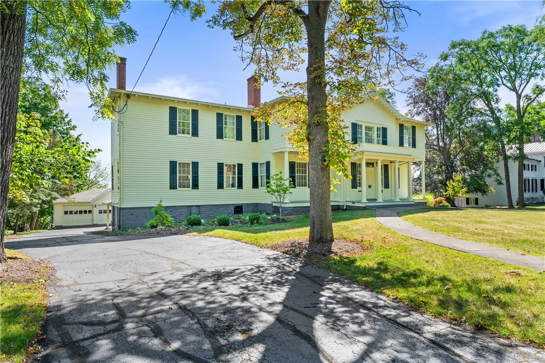 789 South Main Street, Geneva City, New York 14456, Geneva City, New York 14456, 5 Bedrooms Bedrooms, 14 Rooms Rooms,3 BathroomsBathrooms,Residential,For Sale,789 South Main Street, Geneva City, New York 14456,R1633397
