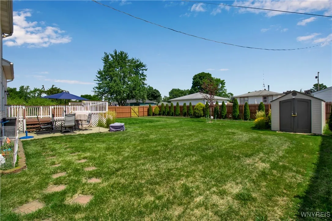 127 Babbette Drive, Cheektowaga, New York 14043, Cheektowaga, New York 14043, 3 Bedrooms Bedrooms, 6 Rooms Rooms,2 BathroomsBathrooms,Residential,For Sale,127 Babbette Drive, Cheektowaga, New York 14043,B1633131