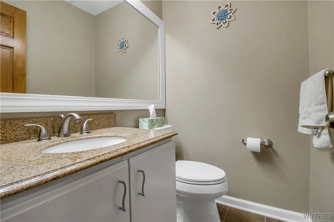 127 Babbette Drive, Cheektowaga, New York 14043, Cheektowaga, New York 14043, 3 Bedrooms Bedrooms, 6 Rooms Rooms,2 BathroomsBathrooms,Residential,For Sale,127 Babbette Drive, Cheektowaga, New York 14043,B1633131