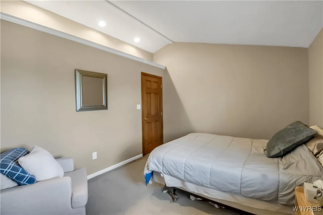 127 Babbette Drive, Cheektowaga, New York 14043, Cheektowaga, New York 14043, 3 Bedrooms Bedrooms, 6 Rooms Rooms,2 BathroomsBathrooms,Residential,For Sale,127 Babbette Drive, Cheektowaga, New York 14043,B1633131