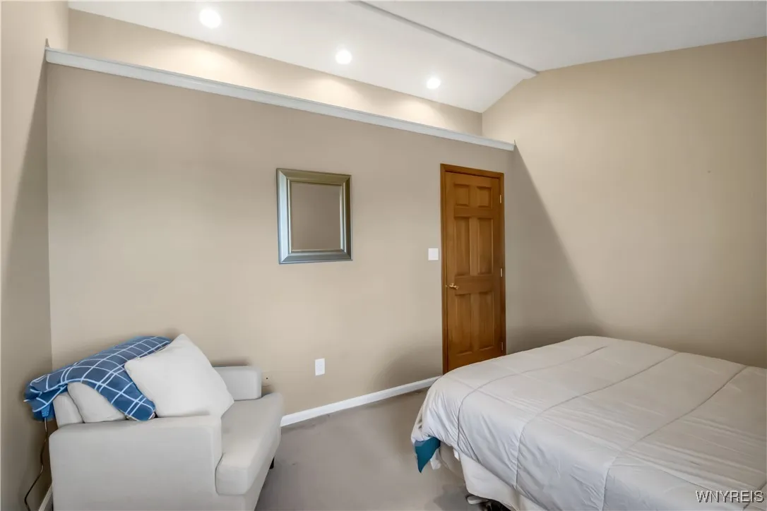 127 Babbette Drive, Cheektowaga, New York 14043, Cheektowaga, New York 14043, 3 Bedrooms Bedrooms, 6 Rooms Rooms,2 BathroomsBathrooms,Residential,For Sale,127 Babbette Drive, Cheektowaga, New York 14043,B1633131