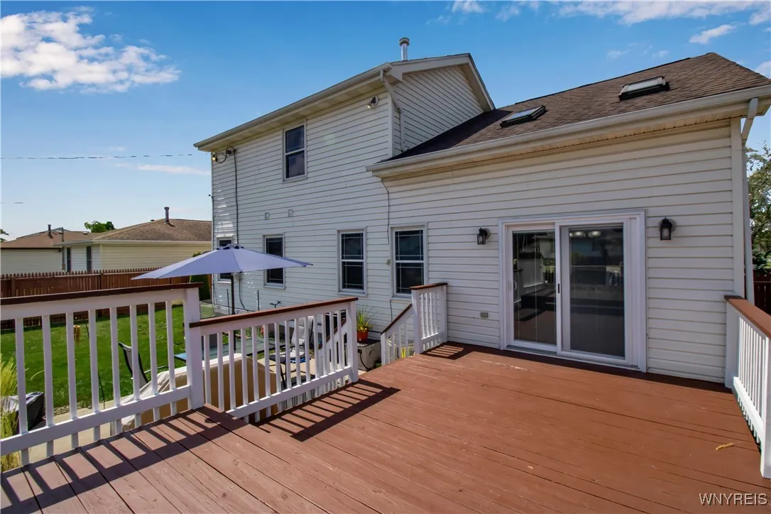 127 Babbette Drive, Cheektowaga, New York 14043, Cheektowaga, New York 14043, 3 Bedrooms Bedrooms, 6 Rooms Rooms,2 BathroomsBathrooms,Residential,For Sale,127 Babbette Drive, Cheektowaga, New York 14043,B1633131