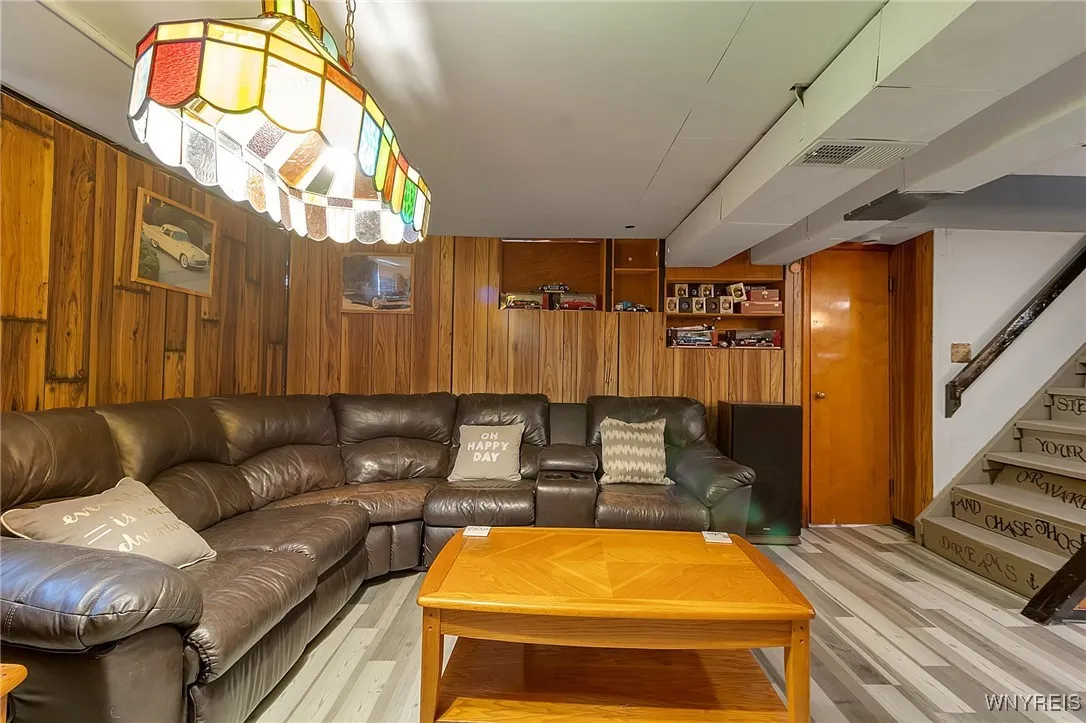 116 Evergreen Place, Cheektowaga, New York 14225, Cheektowaga, New York 14225, 3 Bedrooms Bedrooms, 8 Rooms Rooms,1 BathroomBathrooms,Residential,For Sale,116 Evergreen Place, Cheektowaga, New York 14225,B1633334