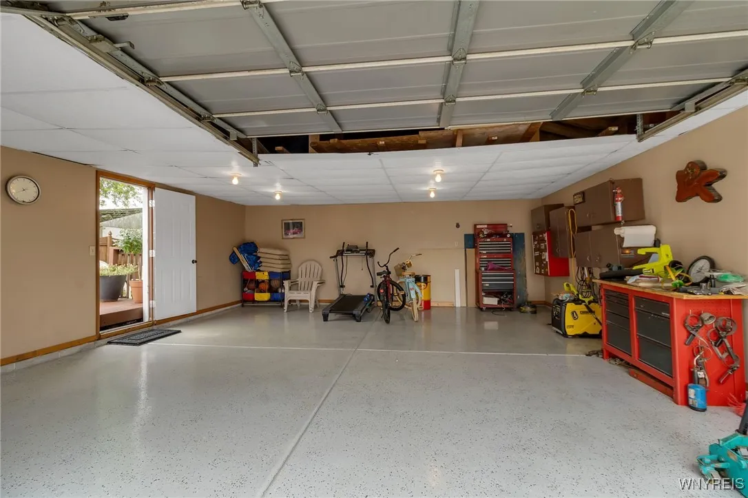116 Evergreen Place, Cheektowaga, New York 14225, Cheektowaga, New York 14225, 3 Bedrooms Bedrooms, 8 Rooms Rooms,1 BathroomBathrooms,Residential,For Sale,116 Evergreen Place, Cheektowaga, New York 14225,B1633334