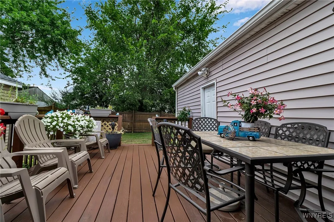 116 Evergreen Place, Cheektowaga, New York 14225, Cheektowaga, New York 14225, 3 Bedrooms Bedrooms, 8 Rooms Rooms,1 BathroomBathrooms,Residential,For Sale,116 Evergreen Place, Cheektowaga, New York 14225,B1633334
