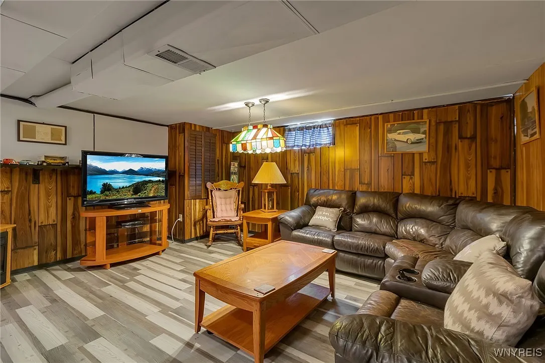 116 Evergreen Place, Cheektowaga, New York 14225, Cheektowaga, New York 14225, 3 Bedrooms Bedrooms, 8 Rooms Rooms,1 BathroomBathrooms,Residential,For Sale,116 Evergreen Place, Cheektowaga, New York 14225,B1633334