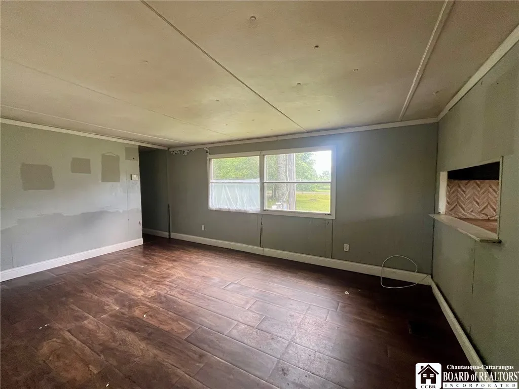 378 Bartlett Hill Road, Villenova, New York 14062, Villenova, New York 14062, 2 Bedrooms Bedrooms, 6 Rooms Rooms,1 BathroomBathrooms,Residential,For Sale,378 Bartlett Hill Road, Villenova, New York 14062,R1633378