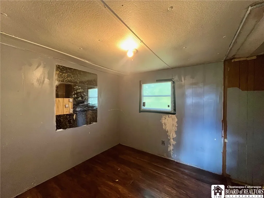 378 Bartlett Hill Road, Villenova, New York 14062, Villenova, New York 14062, 2 Bedrooms Bedrooms, 6 Rooms Rooms,1 BathroomBathrooms,Residential,For Sale,378 Bartlett Hill Road, Villenova, New York 14062,R1633378