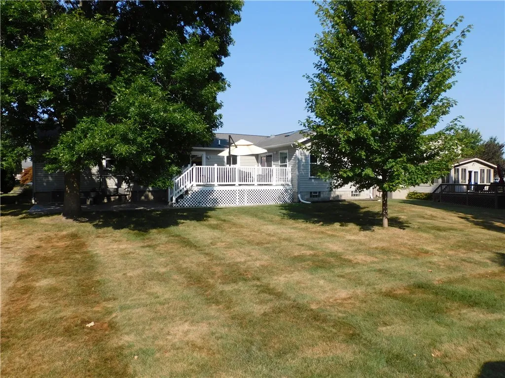 222 West Bend Drive, Greece, New York 14612, Greece, New York 14612, 3 Bedrooms Bedrooms, 6 Rooms Rooms,2 BathroomsBathrooms,Residential,For Sale,222 West Bend Drive, Greece, New York 14612,R1633451
