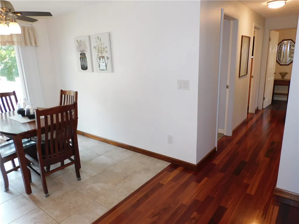 222 West Bend Drive, Greece, New York 14612, Greece, New York 14612, 3 Bedrooms Bedrooms, 6 Rooms Rooms,2 BathroomsBathrooms,Residential,For Sale,222 West Bend Drive, Greece, New York 14612,R1633451