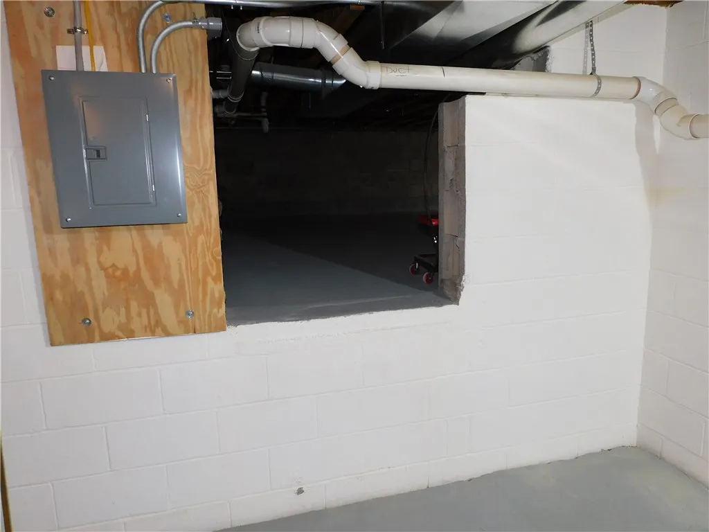 222 West Bend Drive, Greece, New York 14612, Greece, New York 14612, 3 Bedrooms Bedrooms, 6 Rooms Rooms,2 BathroomsBathrooms,Residential,For Sale,222 West Bend Drive, Greece, New York 14612,R1633451