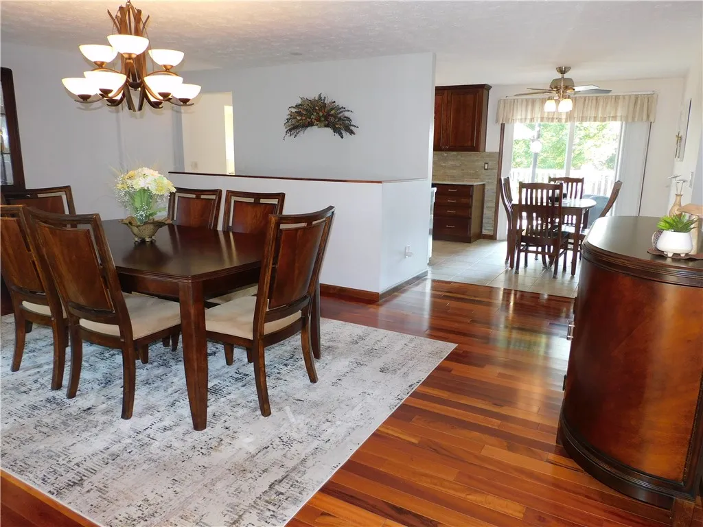 222 West Bend Drive, Greece, New York 14612, Greece, New York 14612, 3 Bedrooms Bedrooms, 6 Rooms Rooms,2 BathroomsBathrooms,Residential,For Sale,222 West Bend Drive, Greece, New York 14612,R1633451