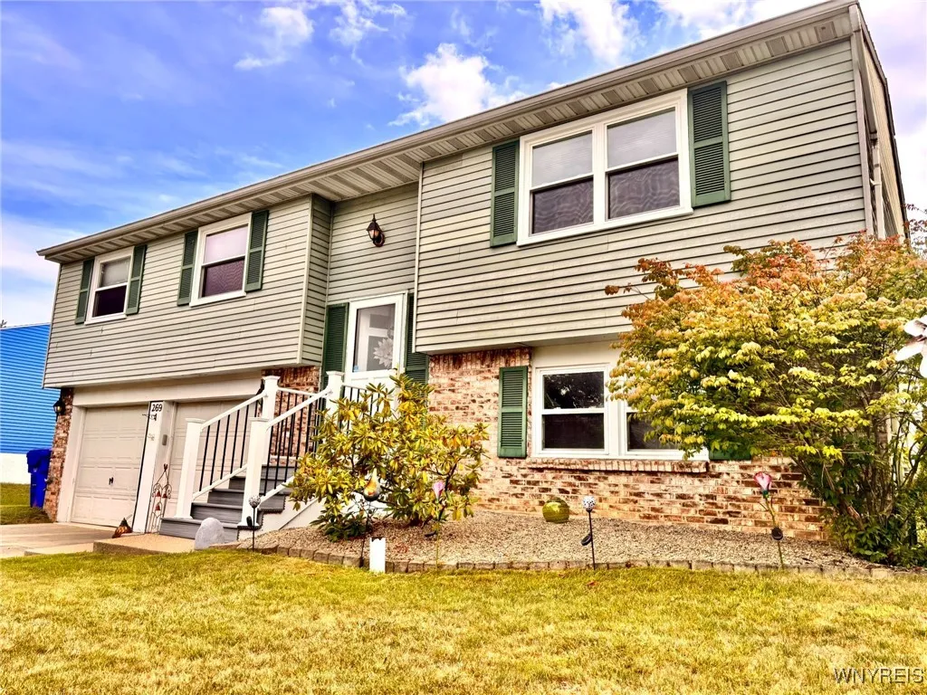 269 Oakbrook Drive, West Seneca, New York 14224, West Seneca, New York 14224, 3 Bedrooms Bedrooms, 7 Rooms Rooms,2 BathroomsBathrooms,Residential,Closed,269 Oakbrook Drive, West Seneca, New York 14224,0,B1633277
