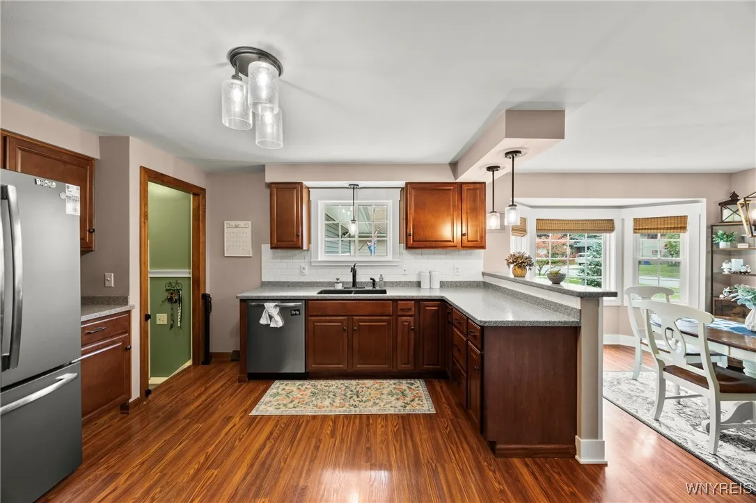 272 Woodward Drive, West Seneca, New York 14224, West Seneca, New York 14224, 3 Bedrooms Bedrooms, 6 Rooms Rooms,2 BathroomsBathrooms,Residential,For Sale,272 Woodward Drive, West Seneca, New York 14224,0,B1633099