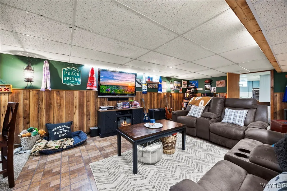 272 Woodward Drive, West Seneca, New York 14224, West Seneca, New York 14224, 3 Bedrooms Bedrooms, 6 Rooms Rooms,2 BathroomsBathrooms,Residential,For Sale,272 Woodward Drive, West Seneca, New York 14224,0,B1633099