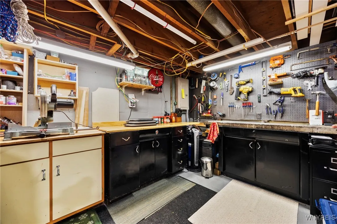 272 Woodward Drive, West Seneca, New York 14224, West Seneca, New York 14224, 3 Bedrooms Bedrooms, 6 Rooms Rooms,2 BathroomsBathrooms,Residential,For Sale,272 Woodward Drive, West Seneca, New York 14224,0,B1633099