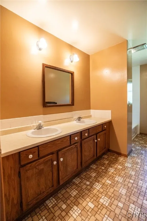 3509 Collins Road, Onondaga, New York 13215, Onondaga, New York 13215, 3 Bedrooms Bedrooms, 6 Rooms Rooms,2 BathroomsBathrooms,Residential,For Sale,3509 Collins Road, Onondaga, New York 13215,0,S1633369