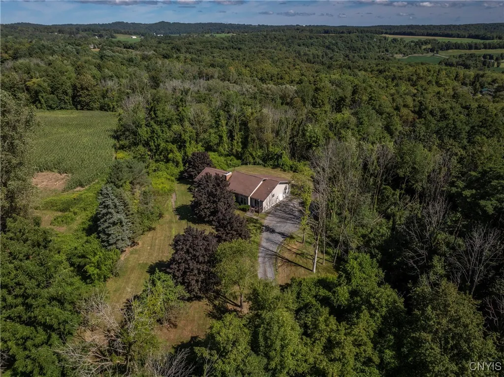 3509 Collins Road, Onondaga, New York 13215, Onondaga, New York 13215, 3 Bedrooms Bedrooms, 6 Rooms Rooms,2 BathroomsBathrooms,Residential,For Sale,3509 Collins Road, Onondaga, New York 13215,0,S1633369