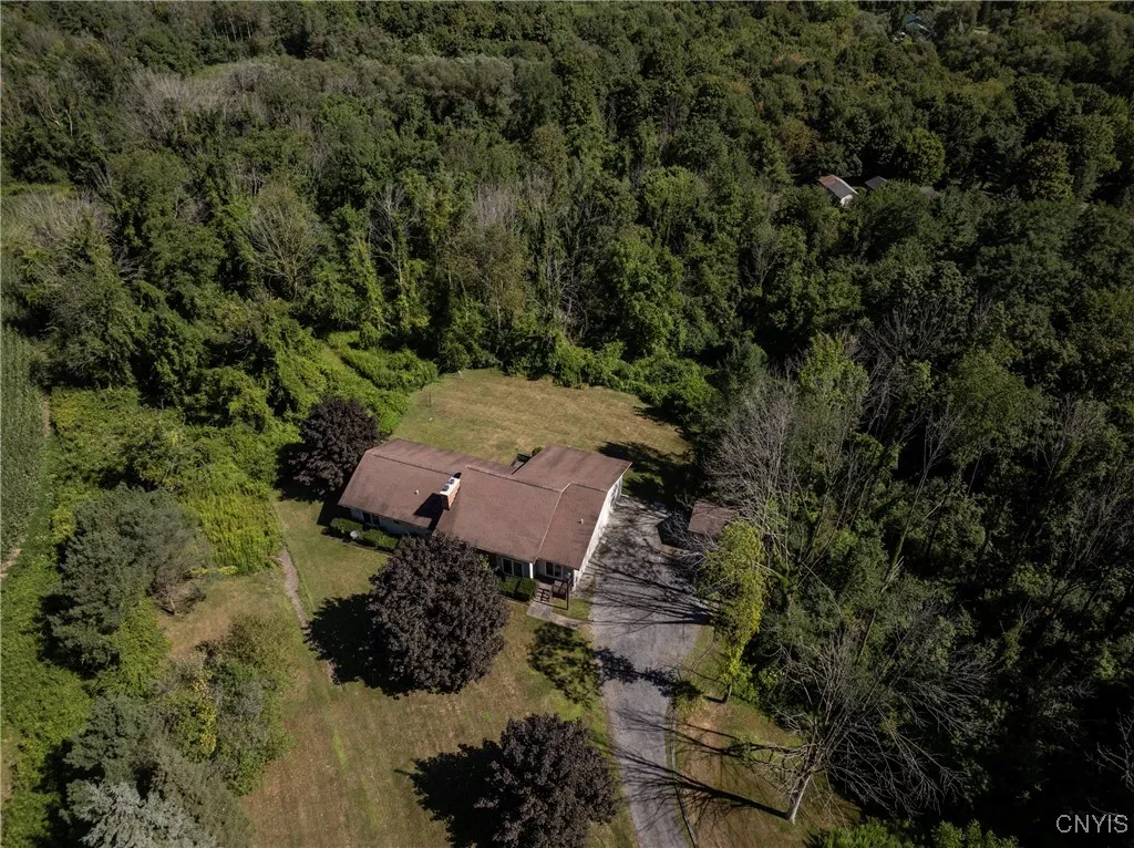 3509 Collins Road, Onondaga, New York 13215, Onondaga, New York 13215, 3 Bedrooms Bedrooms, 6 Rooms Rooms,2 BathroomsBathrooms,Residential,For Sale,3509 Collins Road, Onondaga, New York 13215,0,S1633369