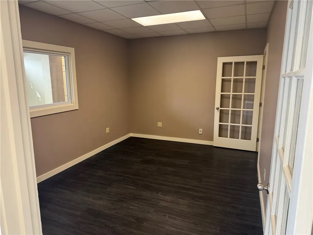 4350 Culver, Irondequoit, New York 14622, Irondequoit, New York 14622, 1 Bedroom Bedrooms, 4 Rooms Rooms,1 BathroomBathrooms,Residential Lease,For Rent,4350 Culver, Irondequoit, New York 14622,0,R1633470