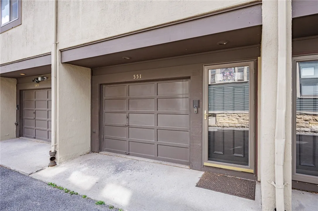 551 University Avenue, Rochester, New York 14607, Rochester, New York 14607, 2 Bedrooms Bedrooms, 4 Rooms Rooms,1 BathroomBathrooms,Residential,For Sale,551 University Avenue, Rochester, New York 14607,0,R1633452