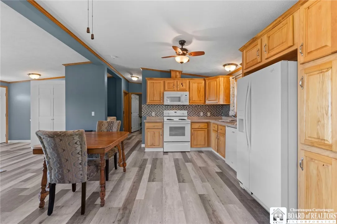 10858 Route 240, Ashford, New York 14171, Ashford, New York 14171, 3 Bedrooms Bedrooms, ,3 BathroomsBathrooms,Residential,Closed,10858 Route 240, Ashford, New York 14171,0,R1633120