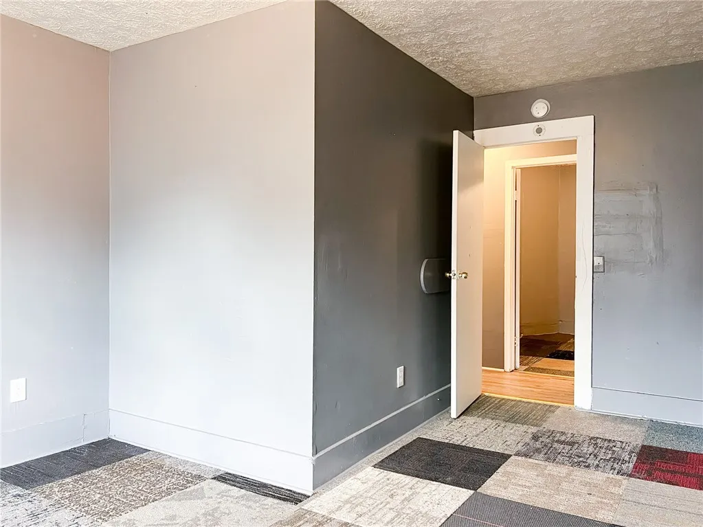 1322 East Main Street, Rochester, New York 14609, Rochester, New York 14609, 6 Bedrooms Bedrooms, ,2 BathroomsBathrooms,Residential,For Sale,1322 East Main Street, Rochester, New York 14609,0,R1633344