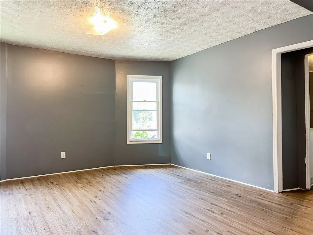 1322 East Main Street, Rochester, New York 14609, Rochester, New York 14609, 6 Bedrooms Bedrooms, ,2 BathroomsBathrooms,Residential,For Sale,1322 East Main Street, Rochester, New York 14609,0,R1633344