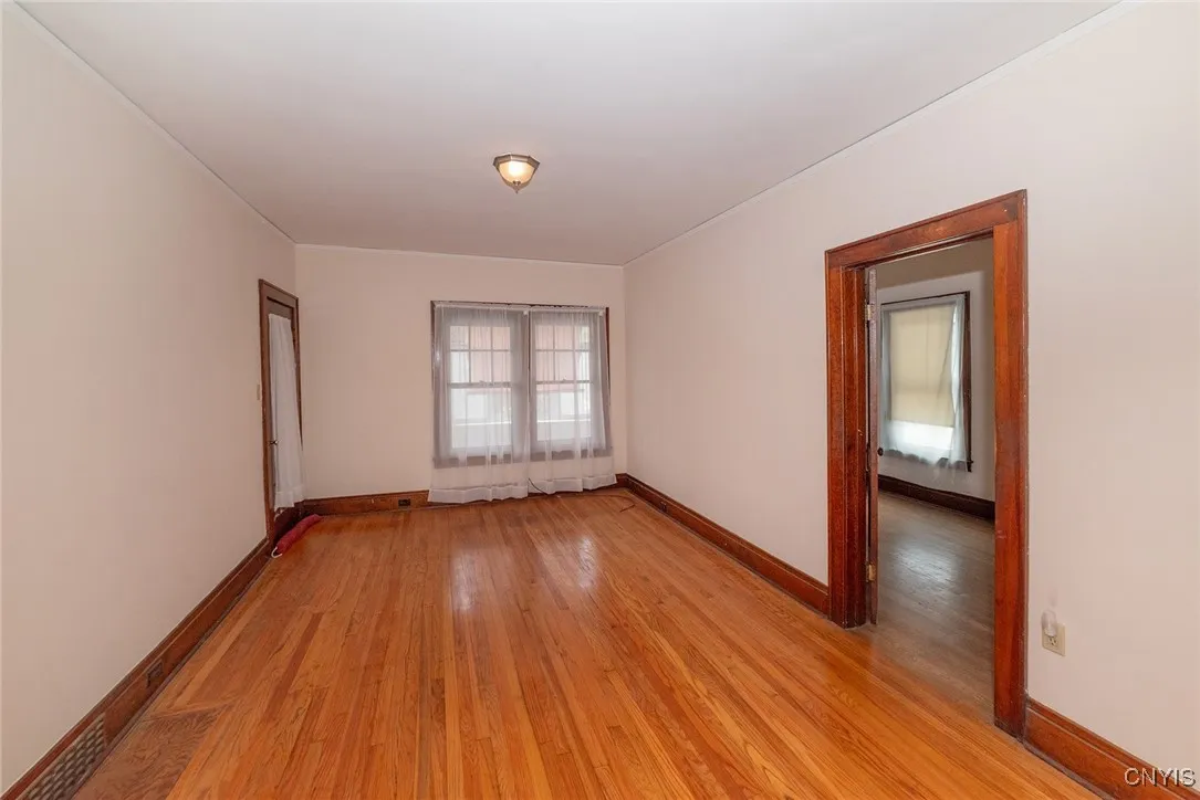 507-509 South Wilbur Avenue, Syracuse, New York 13, Syracuse, New York 13204, 6 Bedrooms Bedrooms, ,2 BathroomsBathrooms,Residential,For Sale,507-509 South Wilbur Avenue, Syracuse, New York 13,0,S1633227