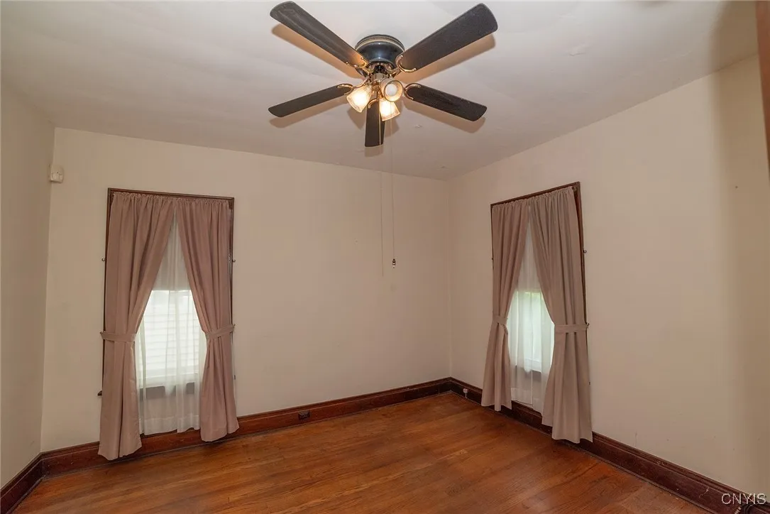 507-509 South Wilbur Avenue, Syracuse, New York 13, Syracuse, New York 13204, 6 Bedrooms Bedrooms, ,2 BathroomsBathrooms,Residential,For Sale,507-509 South Wilbur Avenue, Syracuse, New York 13,0,S1633227