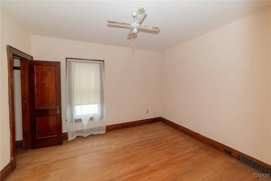 507-509 South Wilbur Avenue, Syracuse, New York 13, Syracuse, New York 13204, 6 Bedrooms Bedrooms, ,2 BathroomsBathrooms,Residential,For Sale,507-509 South Wilbur Avenue, Syracuse, New York 13,0,S1633227
