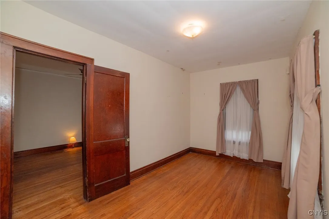 507-509 South Wilbur Avenue, Syracuse, New York 13, Syracuse, New York 13204, 6 Bedrooms Bedrooms, ,2 BathroomsBathrooms,Residential,For Sale,507-509 South Wilbur Avenue, Syracuse, New York 13,0,S1633227