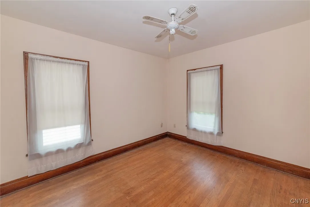 507-509 South Wilbur Avenue, Syracuse, New York 13, Syracuse, New York 13204, 6 Bedrooms Bedrooms, ,2 BathroomsBathrooms,Residential,For Sale,507-509 South Wilbur Avenue, Syracuse, New York 13,0,S1633227