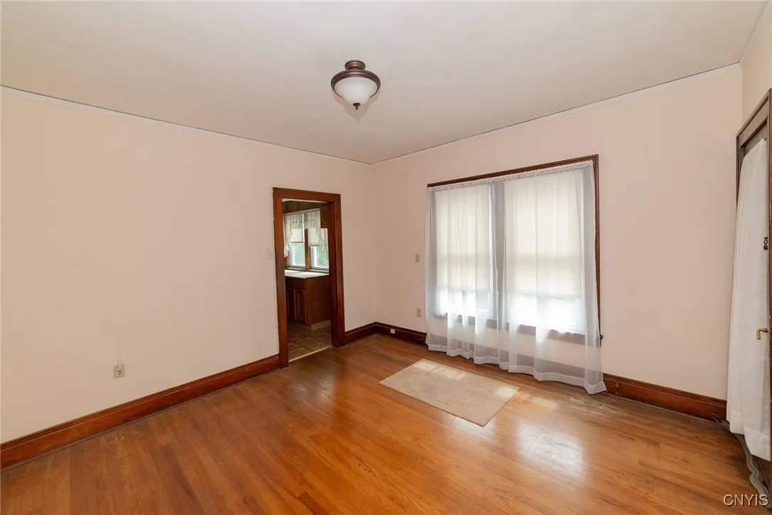 507-509 South Wilbur Avenue, Syracuse, New York 13, Syracuse, New York 13204, 6 Bedrooms Bedrooms, ,2 BathroomsBathrooms,Residential,For Sale,507-509 South Wilbur Avenue, Syracuse, New York 13,0,S1633227