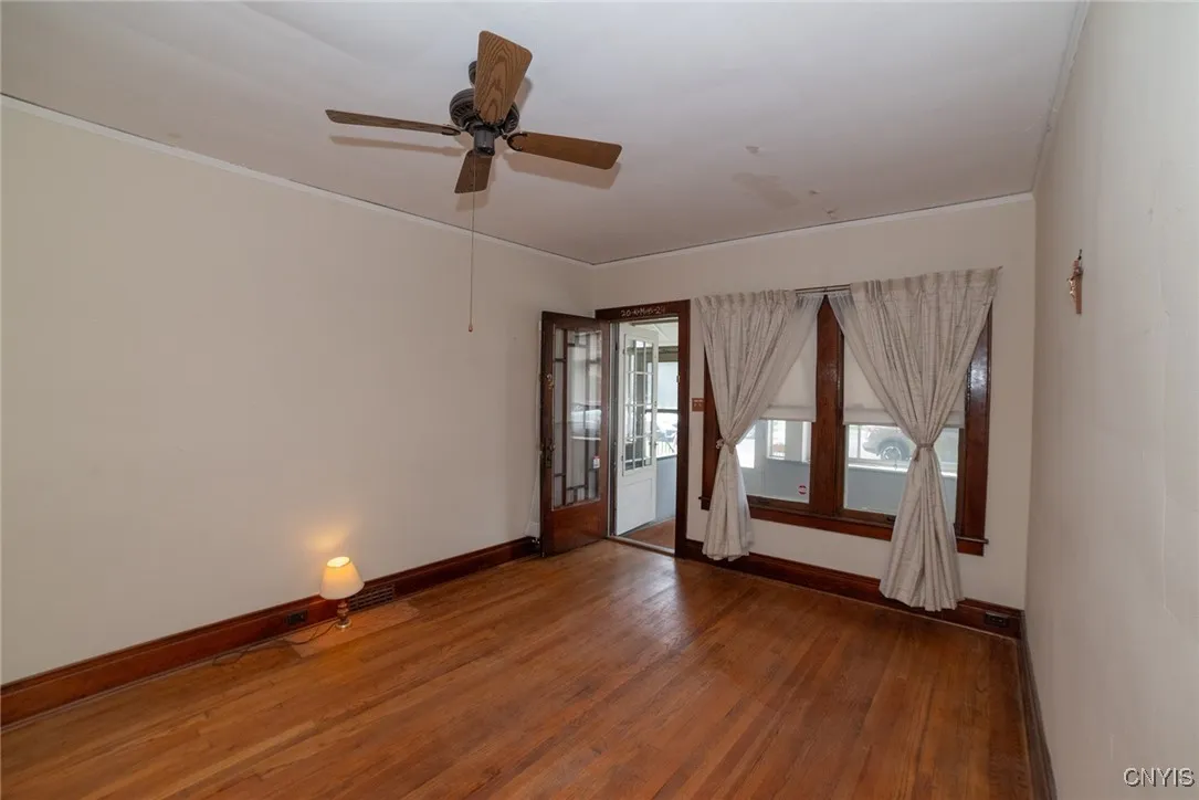 507-509 South Wilbur Avenue, Syracuse, New York 13, Syracuse, New York 13204, 6 Bedrooms Bedrooms, ,2 BathroomsBathrooms,Residential,For Sale,507-509 South Wilbur Avenue, Syracuse, New York 13,0,S1633227