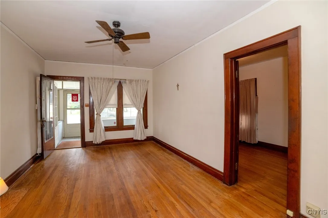 507-509 South Wilbur Avenue, Syracuse, New York 13, Syracuse, New York 13204, 6 Bedrooms Bedrooms, ,2 BathroomsBathrooms,Residential,For Sale,507-509 South Wilbur Avenue, Syracuse, New York 13,0,S1633227