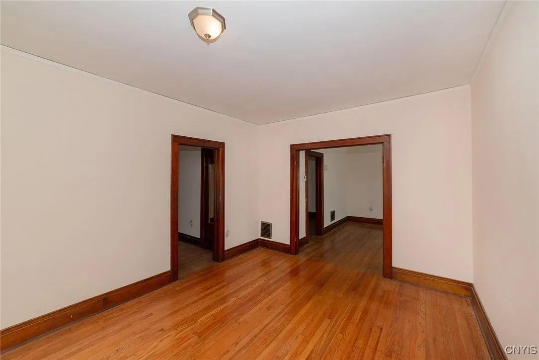 507-509 South Wilbur Avenue, Syracuse, New York 13, Syracuse, New York 13204, 6 Bedrooms Bedrooms, ,2 BathroomsBathrooms,Residential,For Sale,507-509 South Wilbur Avenue, Syracuse, New York 13,0,S1633227
