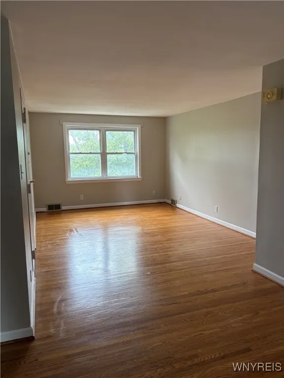 455 Wehrle, Amherst, New York 14225, Amherst, New York 14225, 2 Bedrooms Bedrooms, 8 Rooms Rooms,1 BathroomBathrooms,Residential Lease,For Rent,455 Wehrle, Amherst, New York 14225,B1633482