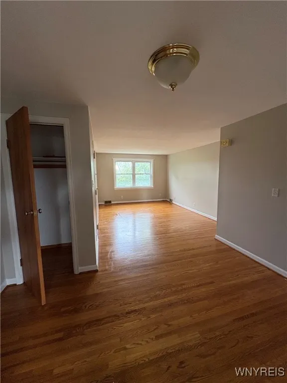 455 Wehrle, Amherst, New York 14225, Amherst, New York 14225, 2 Bedrooms Bedrooms, 8 Rooms Rooms,1 BathroomBathrooms,Residential Lease,For Rent,455 Wehrle, Amherst, New York 14225,B1633482