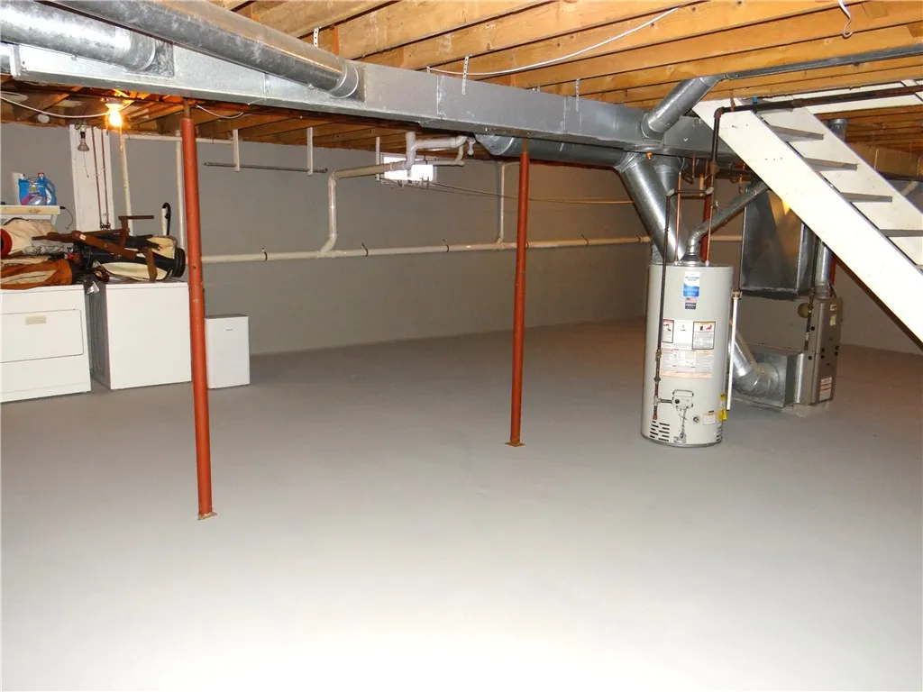 410 Guinnip Avenue, Elmira City, New York 14905, Elmira City, New York 14905, 2 Bedrooms Bedrooms, 5 Rooms Rooms,1 BathroomBathrooms,Residential,For Sale,410 Guinnip Avenue, Elmira City, New York 14905,0,R1633316
