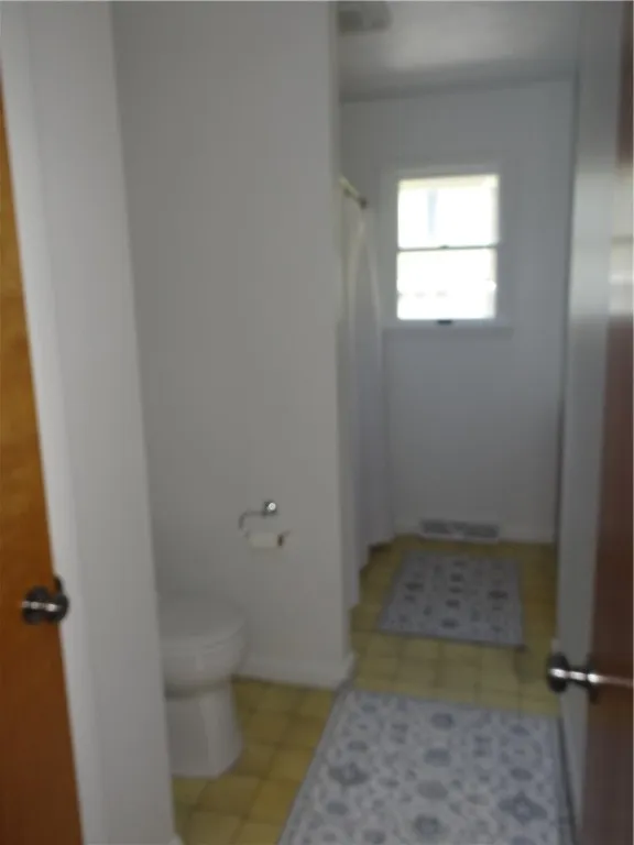 410 Guinnip Avenue, Elmira City, New York 14905, Elmira City, New York 14905, 2 Bedrooms Bedrooms, 5 Rooms Rooms,1 BathroomBathrooms,Residential,For Sale,410 Guinnip Avenue, Elmira City, New York 14905,0,R1633316