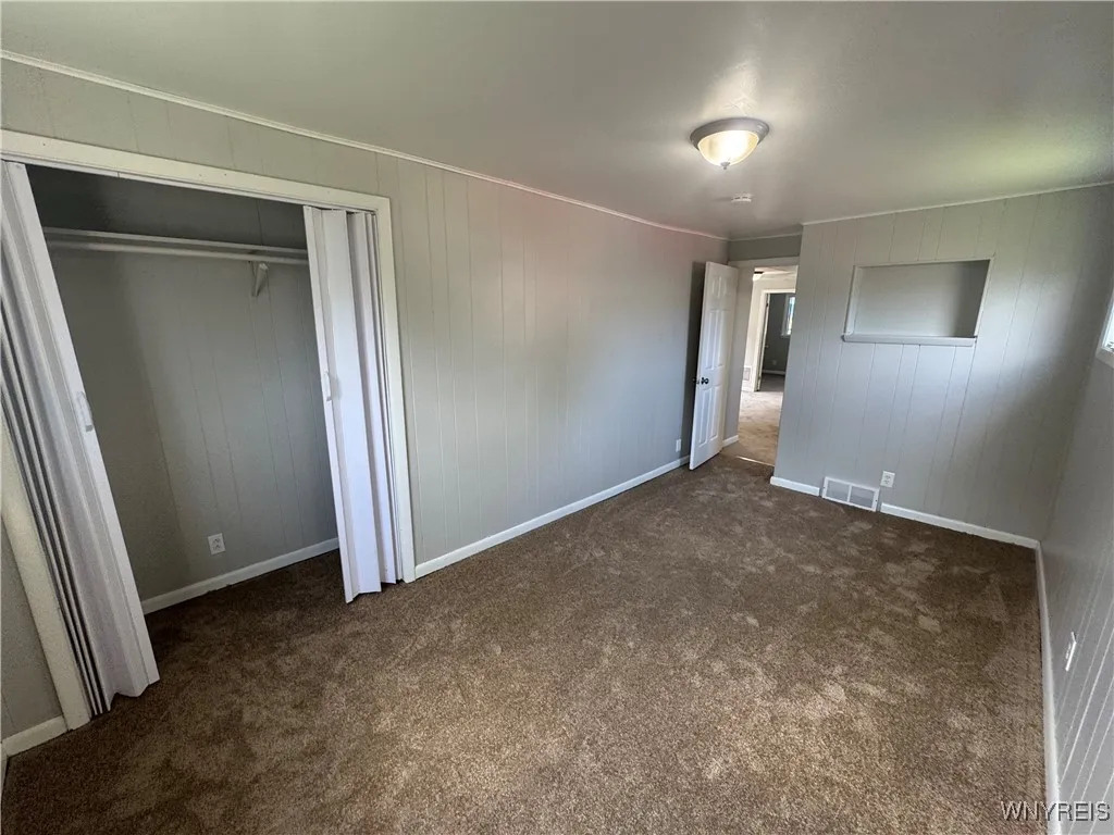 2517 Welch Avenue, Niagara Falls, New York 14303, Niagara Falls, New York 14303, 5 Bedrooms Bedrooms, 10 Rooms Rooms,2 BathroomsBathrooms,Residential,Closed,2517 Welch Avenue, Niagara Falls, New York 14303,0,B1633467