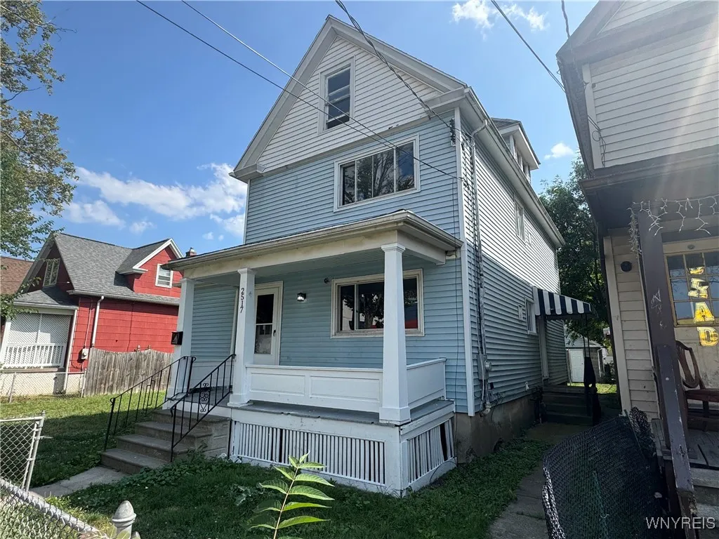 2517 Welch Avenue, Niagara Falls, New York 14303, Niagara Falls, New York 14303, 5 Bedrooms Bedrooms, 10 Rooms Rooms,2 BathroomsBathrooms,Residential,Closed,2517 Welch Avenue, Niagara Falls, New York 14303,0,B1633467