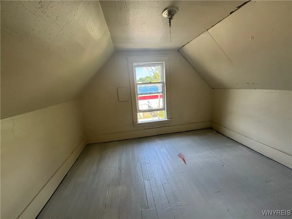 2517 Welch Avenue, Niagara Falls, New York 14303, Niagara Falls, New York 14303, 5 Bedrooms Bedrooms, 10 Rooms Rooms,2 BathroomsBathrooms,Residential,Closed,2517 Welch Avenue, Niagara Falls, New York 14303,0,B1633467