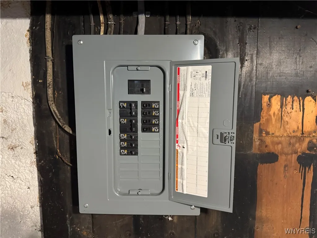 2517 Welch Avenue, Niagara Falls, New York 14303, Niagara Falls, New York 14303, 5 Bedrooms Bedrooms, 10 Rooms Rooms,2 BathroomsBathrooms,Residential,Closed,2517 Welch Avenue, Niagara Falls, New York 14303,0,B1633467